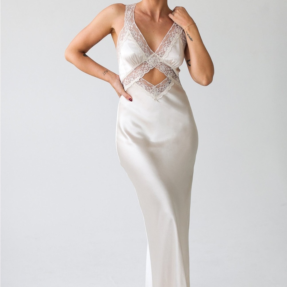 Rumored Crossroads Maxi Dress Size Small